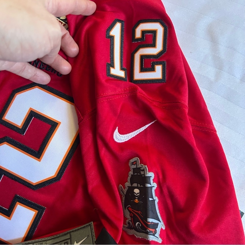 Nike NFL NWT Tampa Bay Buccaneers Tom Brady #12 On-Field Jersey Women’s XL - Picture 8 of 11